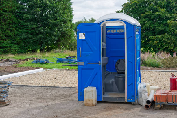 Best Portable Restroom Setup and Delivery  in Elk River, MN